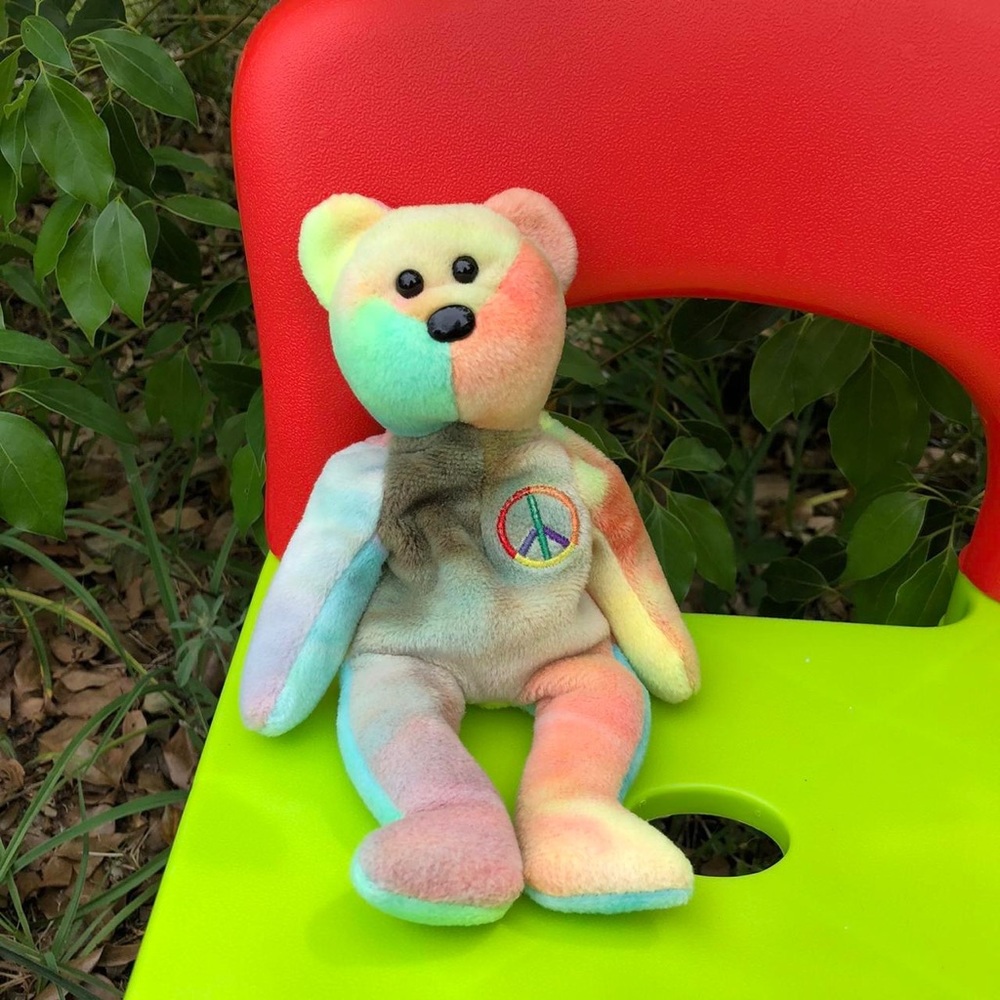 peace bear 1996 beanie baby ☮️